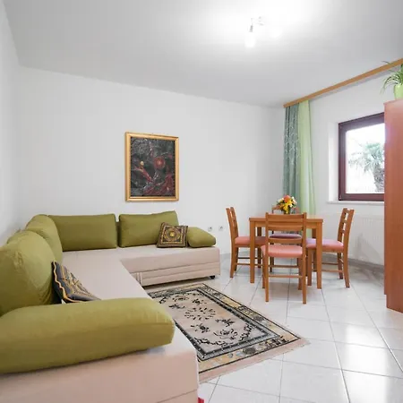 Apartment Punta Pegolota