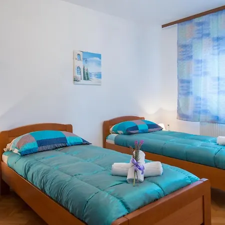 Punta Pegolota Apartment *