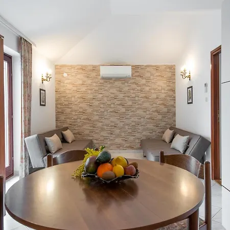 Punta Pegolota Apartment Umag